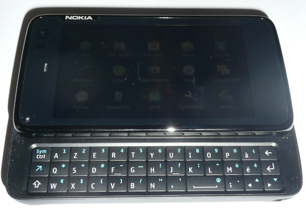 N900 AZERTY keyboard